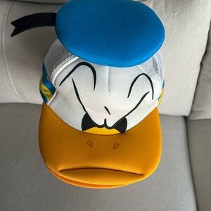 Disney Parks Angry Donald Duck Foam Mesh Trucker Baseball Cap Adult Sz SnapBack